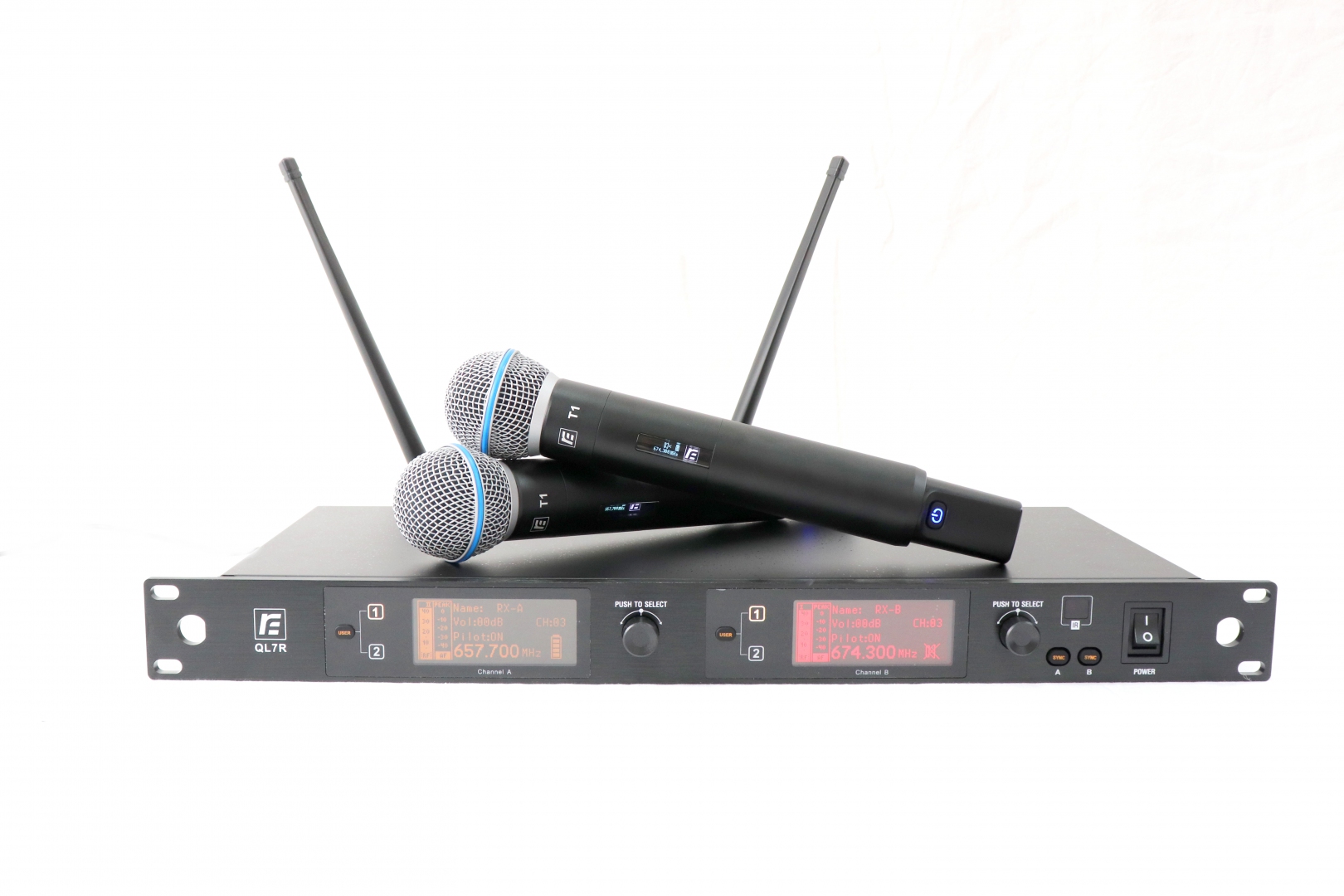 RFIntell QL7R/T1-A 651,800-683,400 МГц 2-канальная радиосистема с 2-мя ручными микрофонами в Алтайском крае